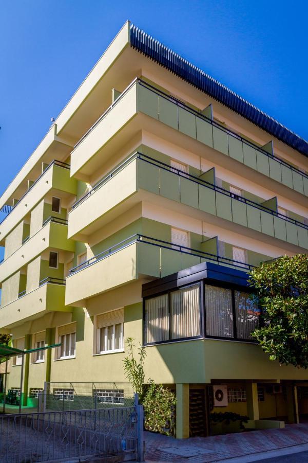 Hotel Boston Cesenatico Exterior foto